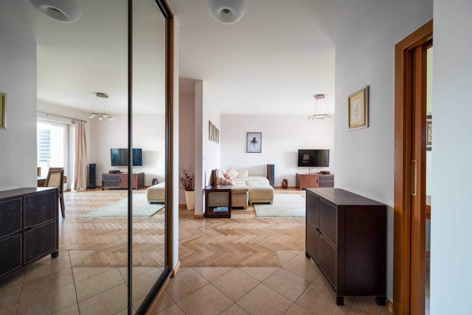 Apartment Wygledowska 2-bedroom Warschau